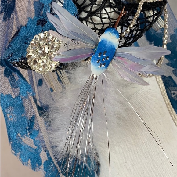 Blue fairy witch hat feather fascinator with veil - Picture 6 of 10